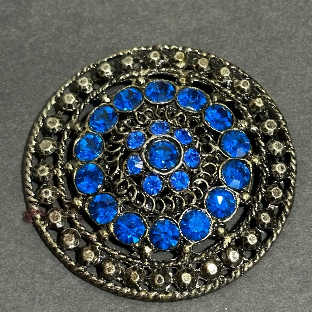 Vintage Rhinestone Pin - Picture 2 of 10